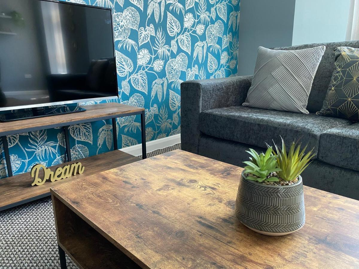 Blackpool Sleepover Apartment 4 Free Parking Sleeps 6 מראה חיצוני תמונה